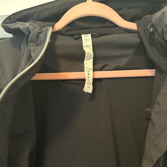 Lululemon jacket - Picture 2 of 4